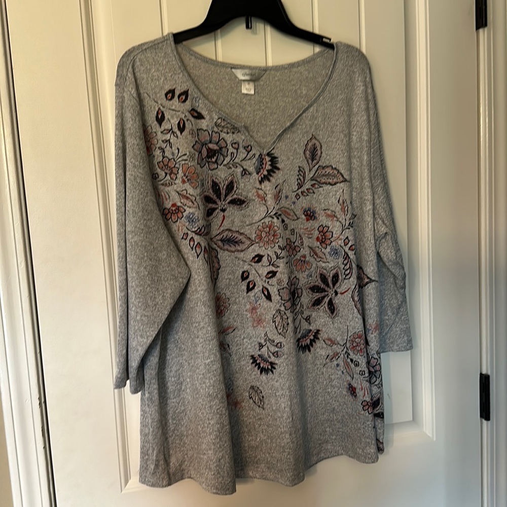 Brand new ladies shirt from CJBanks 2X